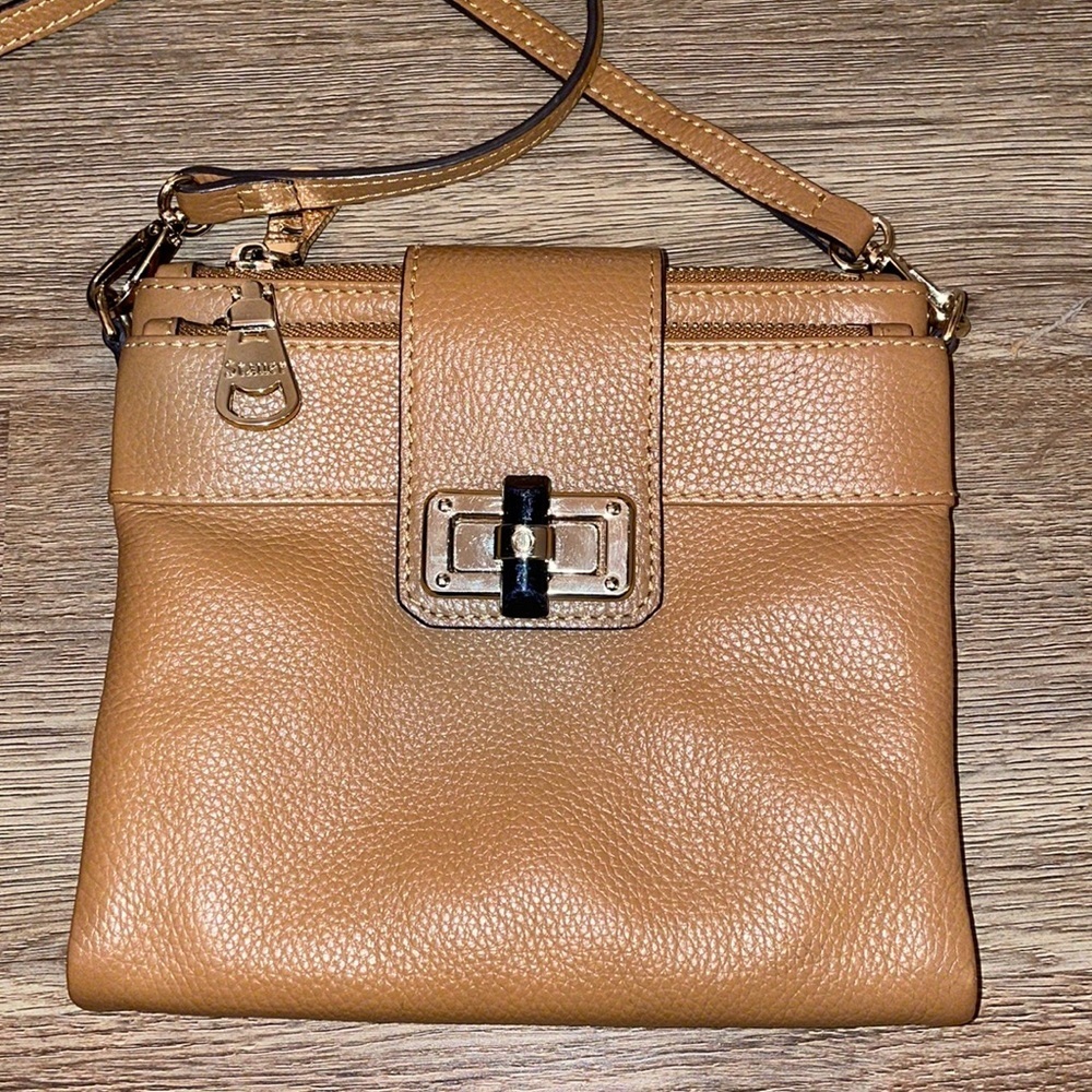 Stauer crossbody bag